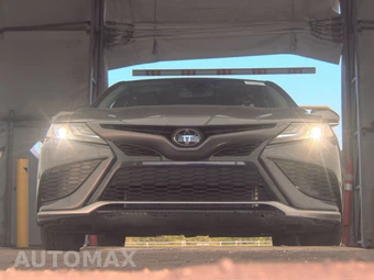 2022 Toyota Camry XSE - miniatura 3