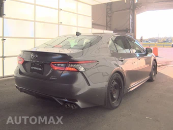 2022 Toyota Camry XSE - miniatura 5