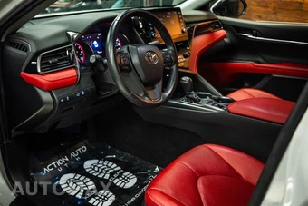 2022 Toyota Camry XSE - miniatura 8