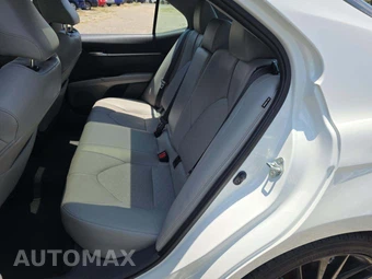 2022 Toyota Camry XSE - miniatura 10
