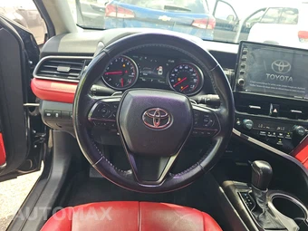 2022 Toyota Camry XSE - miniatura 10