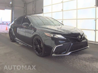 2022 Toyota Camry XSE - miniatura 3