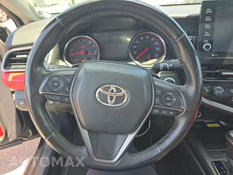 2022 Toyota Camry XSE - miniatura 10