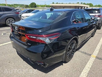 2022 Toyota Camry XSE - miniatura 4