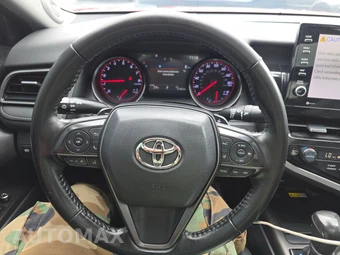 2022 Toyota Camry XSE - miniatura 10