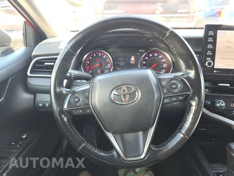 2022 Toyota Camry XSE - miniatura 10