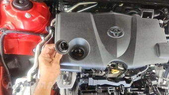2022 Toyota Camry XSE - miniatura 17