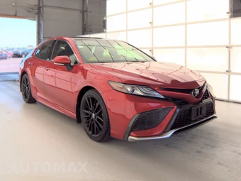 2022 Toyota Camry XSE - miniatura 3
