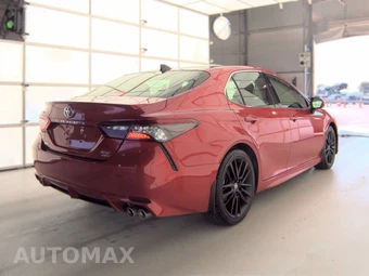 2022 Toyota Camry XSE - miniatura 4