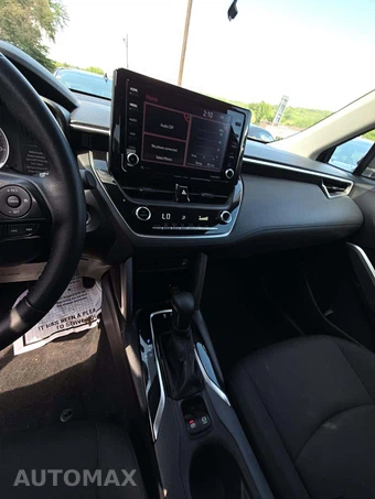 2022 Toyota Corolla Cross LE - miniatura 10
