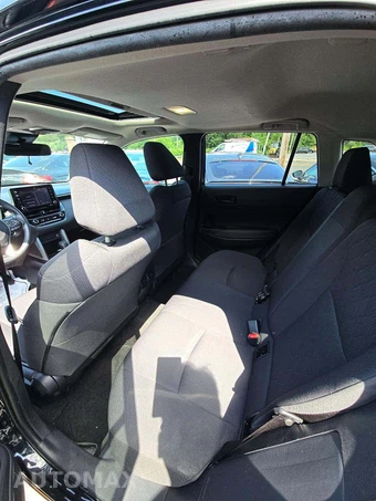 2022 Toyota Corolla Cross LE - miniatura 13