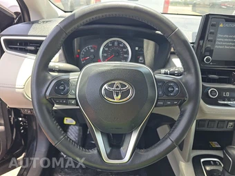 2022 Toyota Corolla Cross LE – miniatura 10