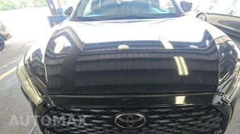 2022 Toyota Corolla Cross LE – miniatura 26