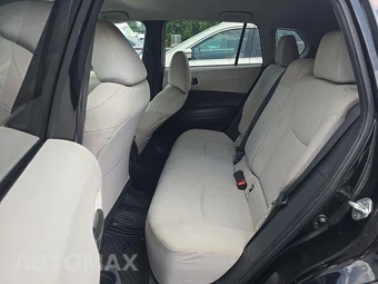2022 Toyota Corolla Cross LE - miniatura 10