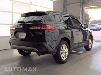 2022 Toyota Corolla Cross LE - miniatura 4
