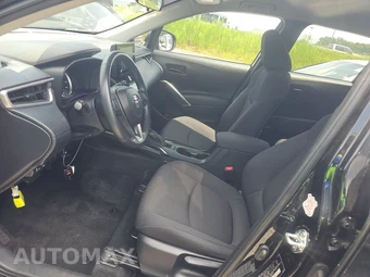 2022 Toyota Corolla Cross LE - miniatura 7