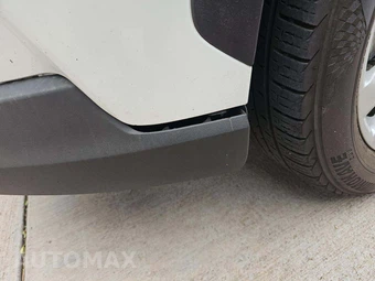 2022 Toyota Corolla Cross LE - miniatura 24