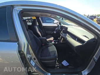 2022 Toyota Corolla Cross LE - miniatura 18