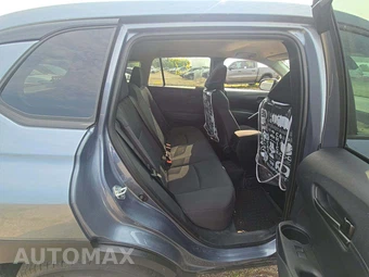 2022 Toyota Corolla Cross LE - miniatura 16