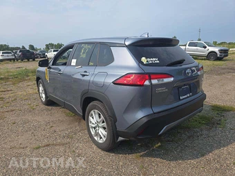 2022 Toyota Corolla Cross LE - miniatura 2