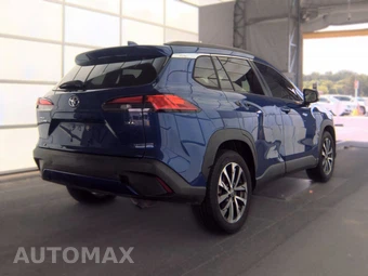 2022 Toyota Corolla Cross XLE - miniatura 4
