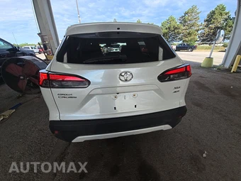2022 Toyota Corolla Cross XLE - miniatura 5
