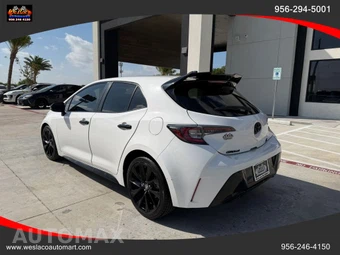 2022 Toyota Corolla Hatchback SE Nightshade Edition - miniatura 3