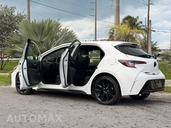 2022 Toyota Corolla Hatchback SE Nightshade Edition - miniatura 8