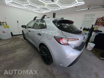 2022 Toyota Corolla Hatchback SE Nightshade Edition - miniatura 2