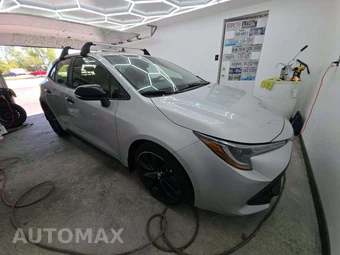 2022 Toyota Corolla Hatchback SE Nightshade Edition - miniatura 4