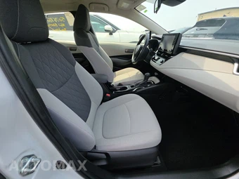 2022 Toyota Corolla Hybrid LE Sedan - miniatura 8