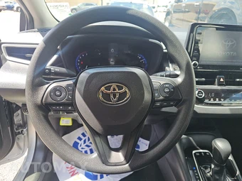 2022 Toyota Corolla Hybrid LE Sedan - miniatura 10