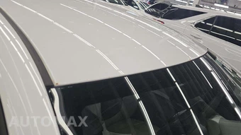 2022 Toyota Corolla Hybrid LE Sedan - miniatura 38