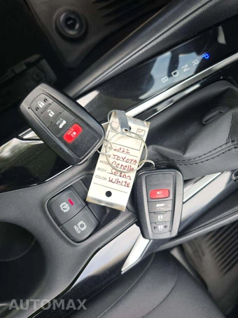 2022 Toyota Corolla Hybrid LE Sedan - miniatura 5