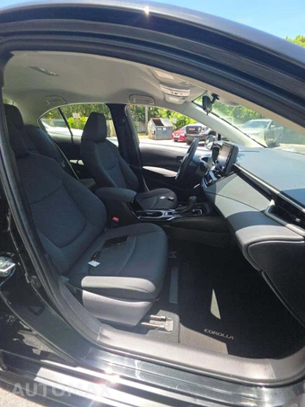 2022 Toyota Corolla Hybrid LE Sedan - miniatura 18