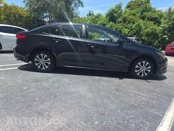 2022 Toyota Corolla Hybrid LE Sedan - miniatura 4