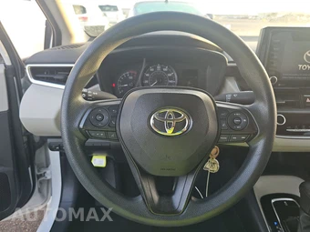2022 Toyota Corolla L Sedan – miniatura 10