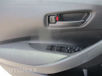 2022 Toyota Corolla LE Sedan – miniatura 18