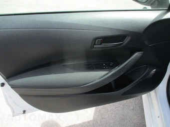 2022 Toyota Corolla LE Sedan – miniatura 19