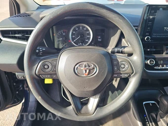 2022 Toyota Corolla LE Sedan - miniatura 10