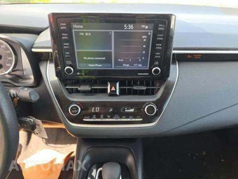 2022 Toyota Corolla LE Sedan - miniatura 10