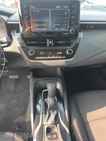 2022 Toyota Corolla LE Sedan – miniatura 11