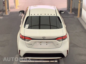 2022 Toyota Corolla LE Sedan – miniatura 5