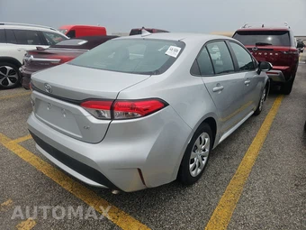 2022 Toyota Corolla LE Sedan - miniatura 4