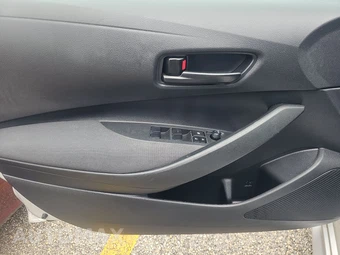2022 Toyota Corolla LE Sedan - miniatura 9