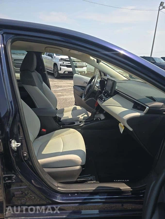 2022 Toyota Corolla LE Sedan - miniatura 15