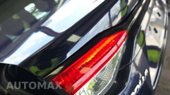 2022 Toyota Corolla LE Sedan - miniatura 31