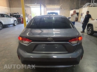 2022 Toyota Corolla LE Sedan – miniatura 5