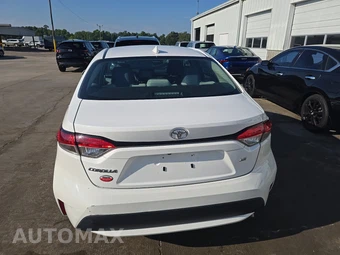2022 Toyota Corolla LE Sedan - miniatura 5