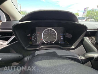 2022 Toyota Corolla LE Sedan – miniatura 9